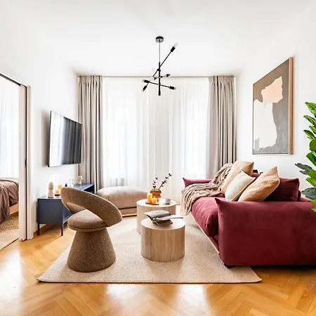 Διαμέρισμα Days - Spacious 3bdr With Workspace, Ac In New Town *