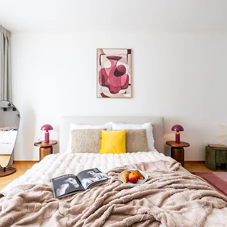 Διαμέρισμα Days - Spacious 3bdr With Workspace, Ac In New Town